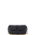 Ivy Wallet on Chain Monogram Empreinte Giant