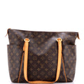 Totally Handbag Monogram Canvas MM