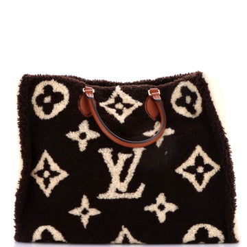 OnTheGo Tote Monogram Giant Teddy Fleece GM