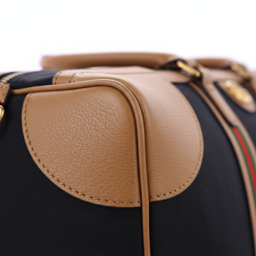 Gucci Bauletto - Corner Closeup