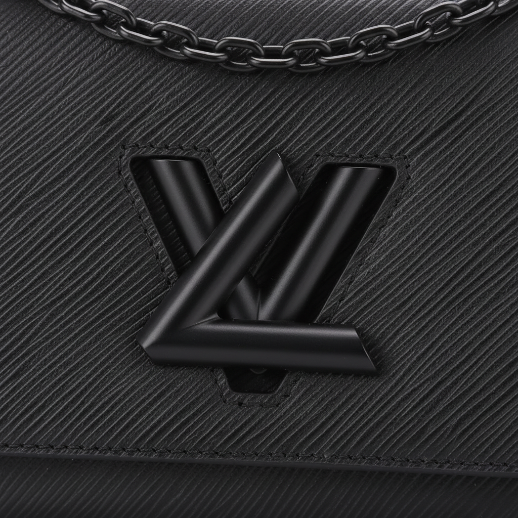 LV Twist MM - Hardware Closeup