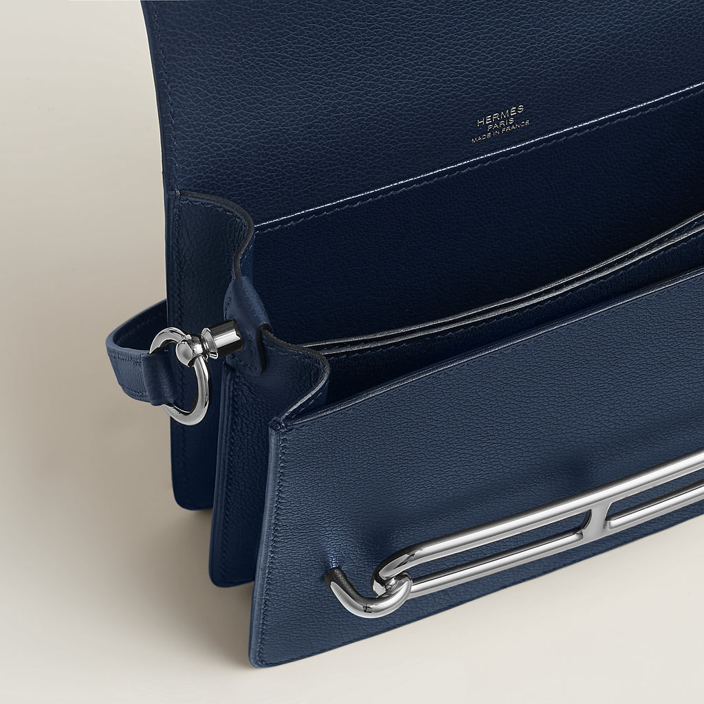 Hermès Roulis Mini Bag – Signature Horseshoe Clasp Shoulder Bag